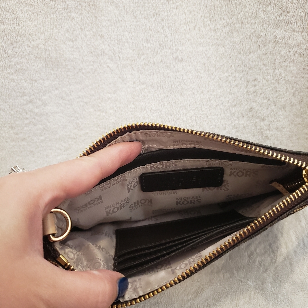 Bags - Picture 2 of 3